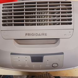 Dehumidifier 