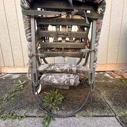 Summit Climbing Tree Stand