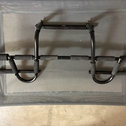 Pull Up Bar