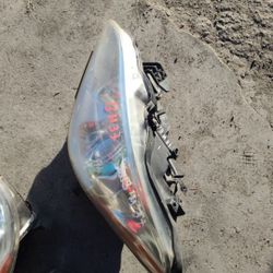 2013/2014 Infiniti M37 Left Headlight 