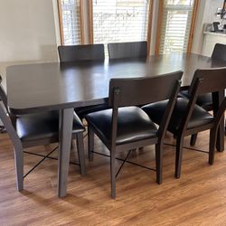 Dining Table And 6 Chairs