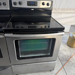 Whirlpool stove