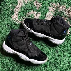 Space Jam Jordan 11