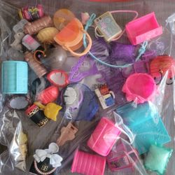 Doll/Barbie Accessories!