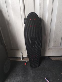 Complete 27" Penny Board - Christian Hosoi Signature Edition
Description: