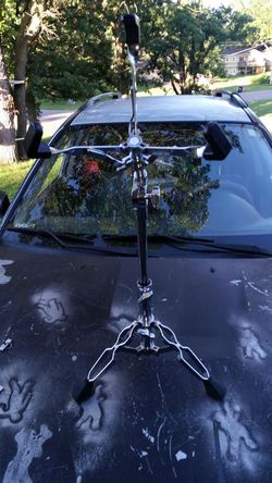 Very cool Pearl snare stand