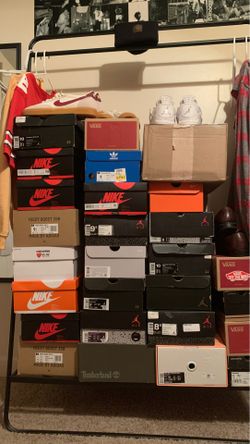 SELL ME YOUR KICKS! Jordan/yeezy/nike
