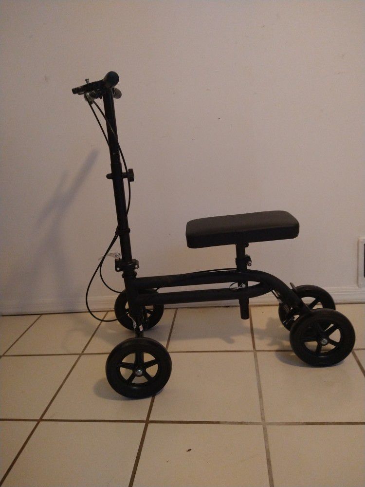 KNEE ROVER KNEE SCOOTER 
