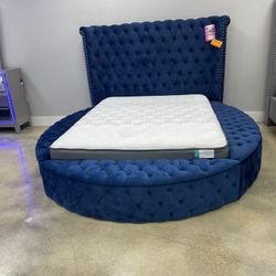 Beautiful Tufted Storage Bed With USB Charging Bluetooth Speakers And 3 Storages Drawers 