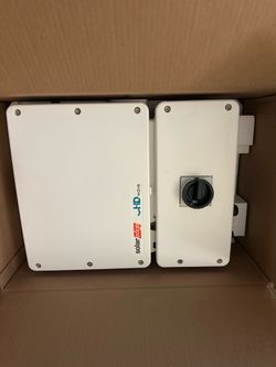 NEW SolarEdge Inverter SE3800H-US