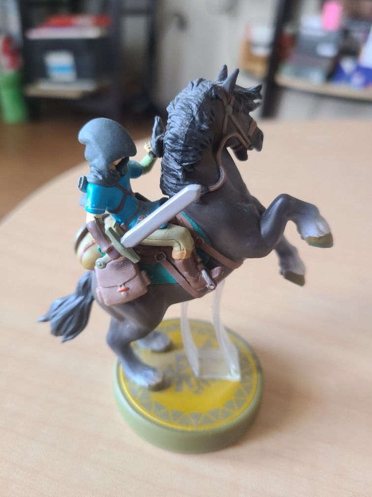 Nintendo Amiibos Link