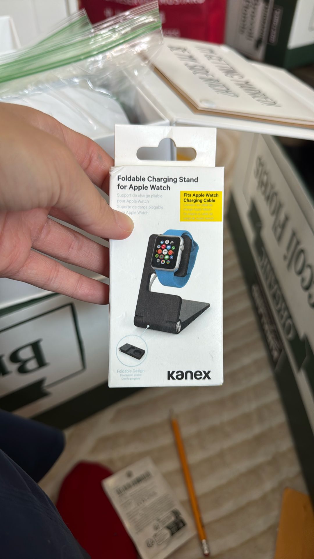 New Fordable Charging Stand For Apple Watch