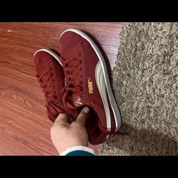 Puma Shoes Size 4.1/2 