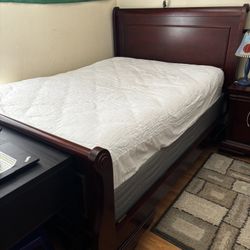 Bedroom Set (bed, nightstand, dresser)
