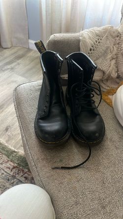 Dr Martens Size 2