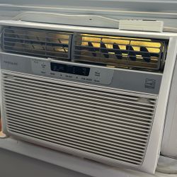 10000 Btu Frigidaire Air Conditioner