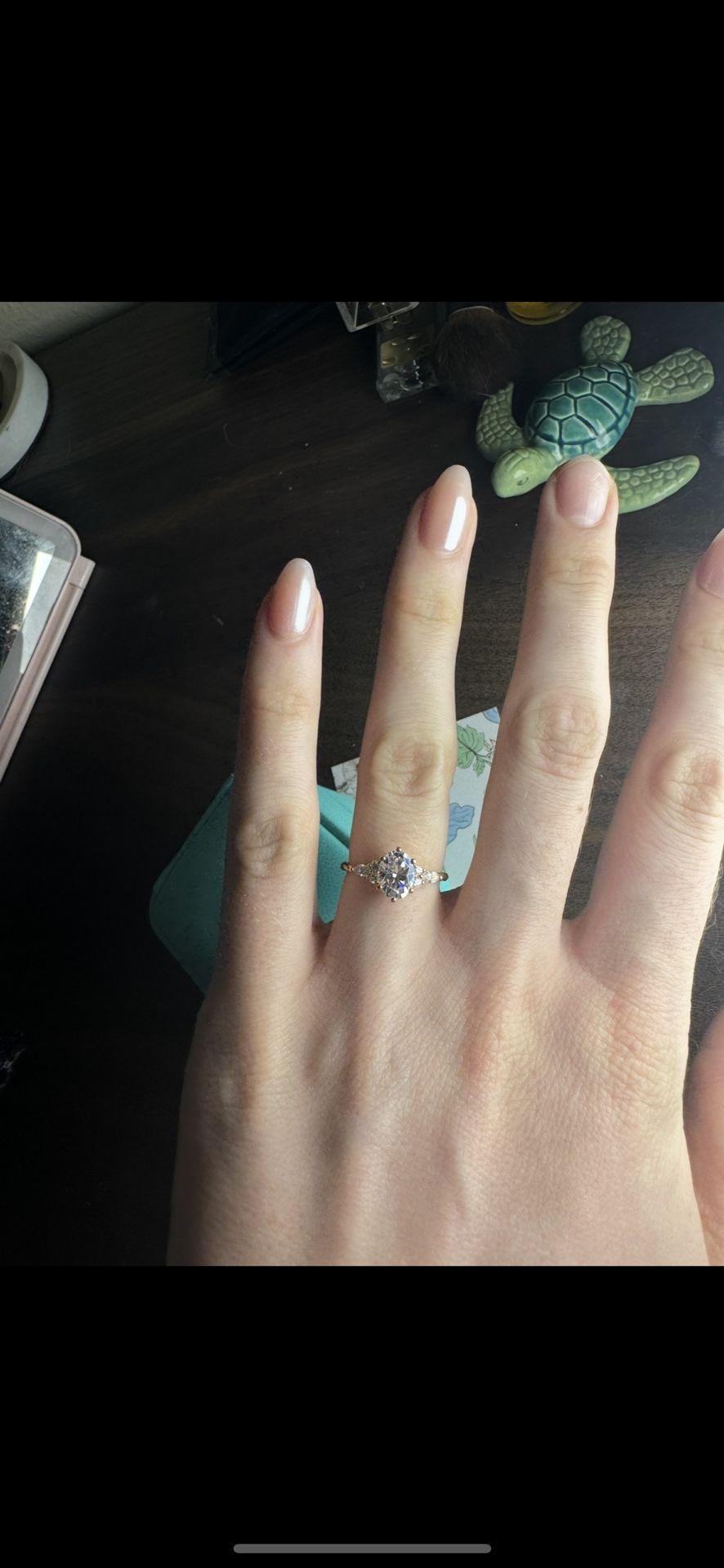 Engagement Ring - 18k Gold, Twisted Band, 7 Stones