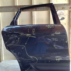2015 - 2022 Porsche Macan Rear Passenger Side Door OEM 