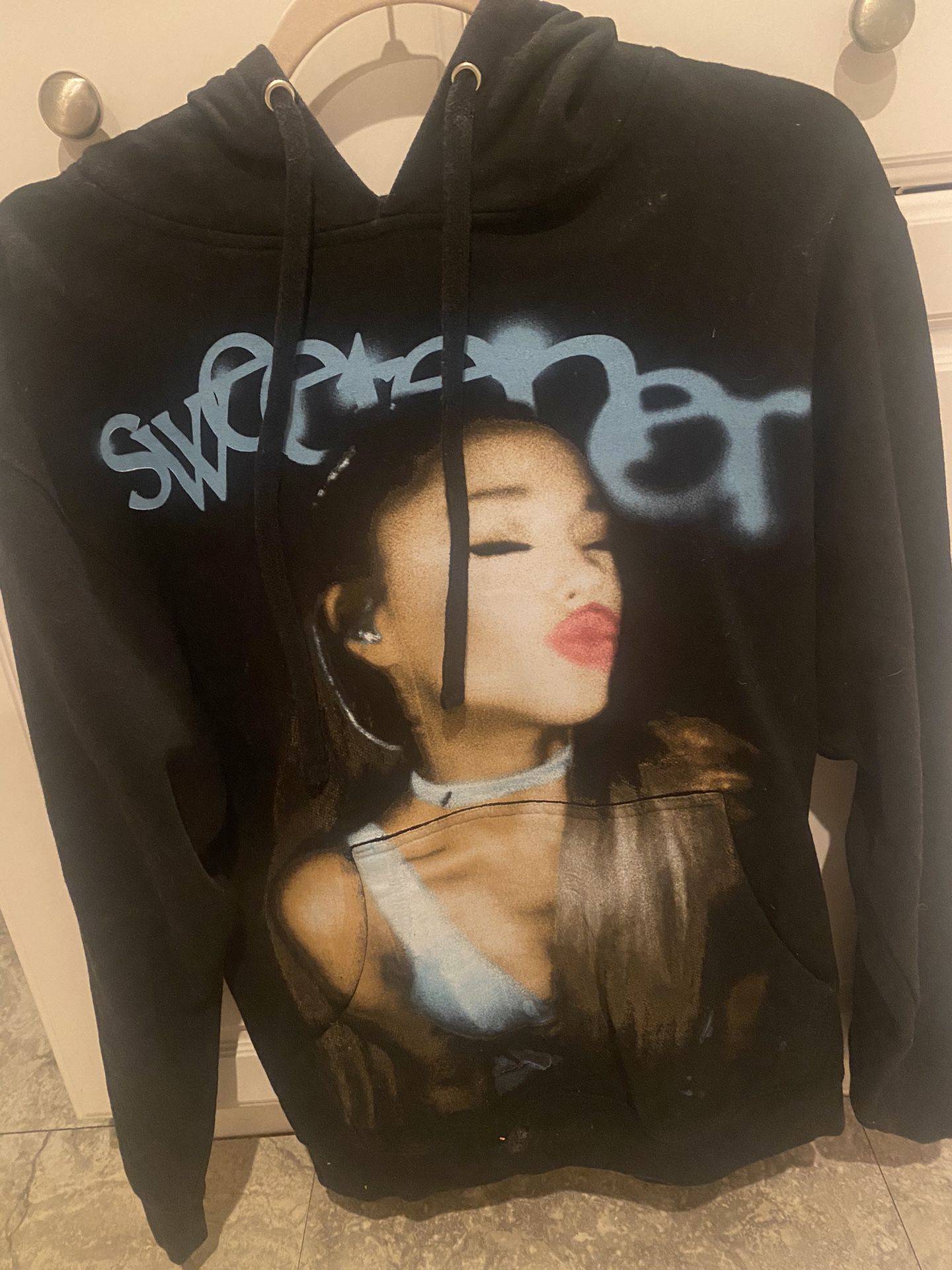 Ariana Grande Concert Merchandise 