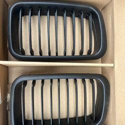 E36 BMW Hood Grill Black