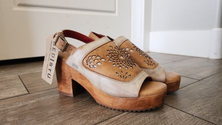 Bedstu Women's Jinkie Slingback Heel Nectar Lux Cashew Size 8 Sandals NEW NWT