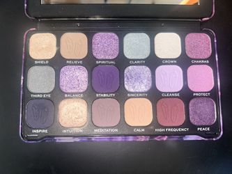 Revolution Eyeshadow Palette