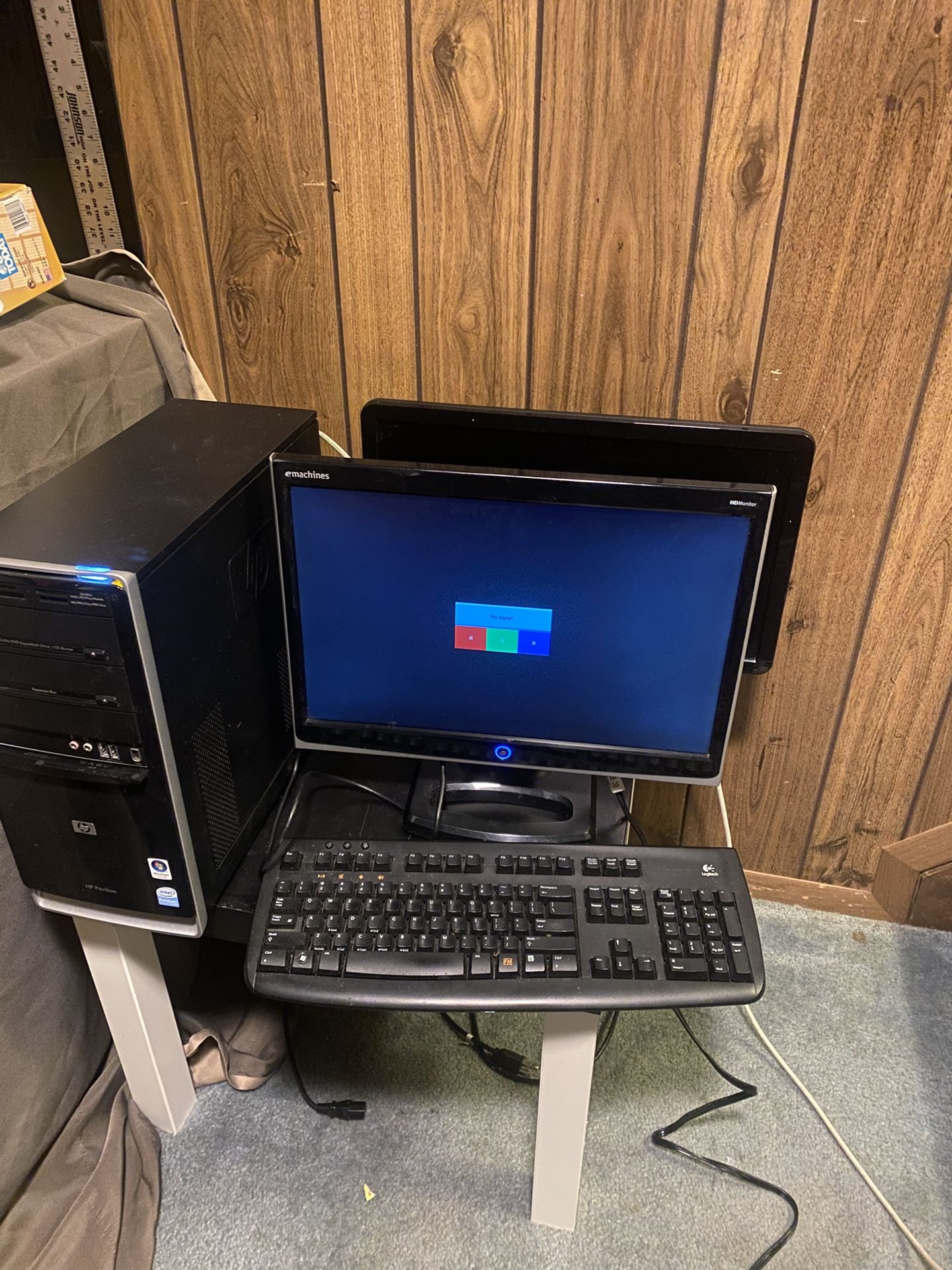 Computer, two monitors, keyboard -20$