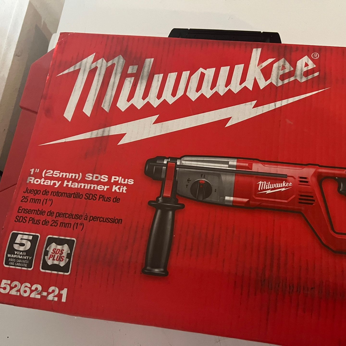 Milwaukee SD Plus Rotary Hammer Kit 