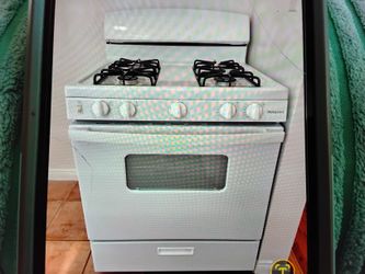 Hotpoint Gas Stove, White, Brand New