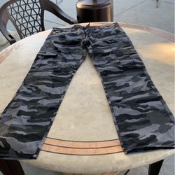 Men’s Sz 36X32 Pants