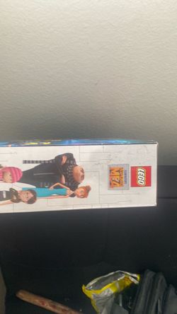 LEGO Despicable Me 4 Brick-Built Gru and Minions Figure 75582 Building Toy Set