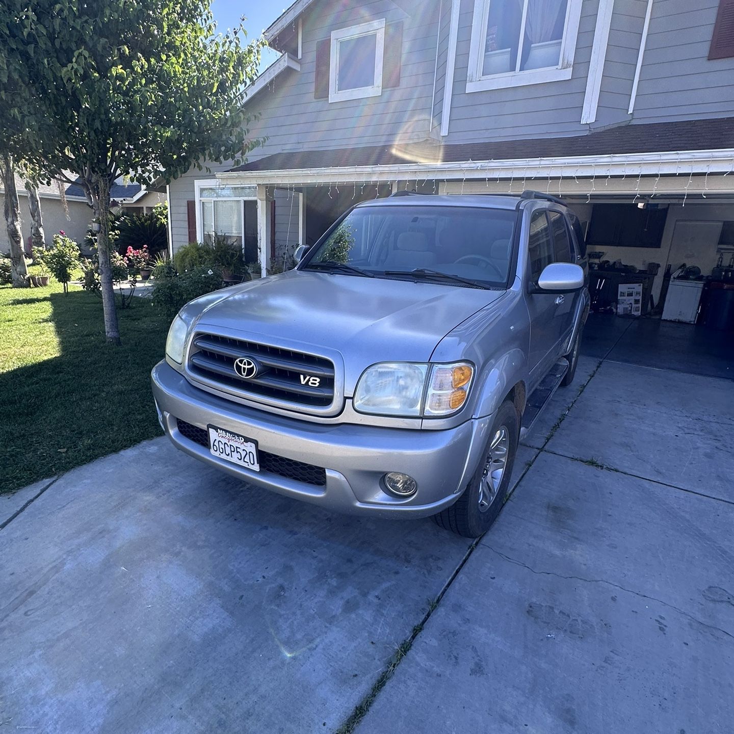 2004 Toyota Sequoia