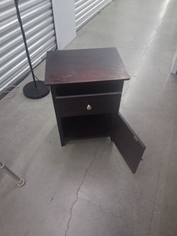 Night stand
