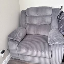 Recliner chair