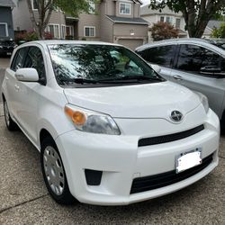 2009 Scion xD