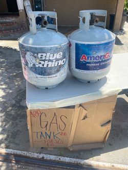 Gas tank