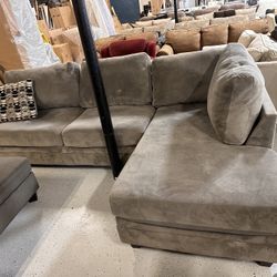 GREY SECTIONAL SOFA FREE DELIVERY 🚚 