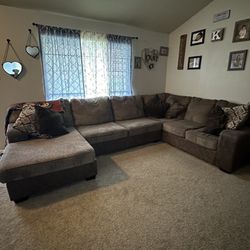 Large Brown Sectional Couch 
