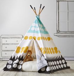 Land of Nod Multi-Dot Teepee