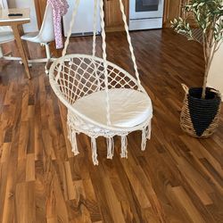 Hanging Chair