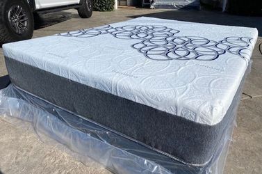 King Bamboo Cool Gel Memory Foam!•••