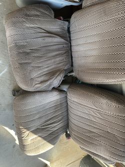 Tundra Seats