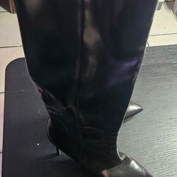 Jeffery Campbell Size 7 Black Knee High Boots With Half Zipper And Stilleto Heel  