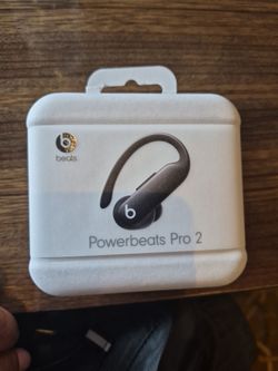 Sealed new power beats pro 2.