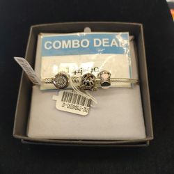 Pandora Bracelet With Charm 