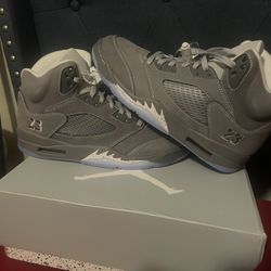 Wolf Grey Jordan 5 Size 10 Men’s 