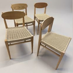 Mid Century Modern Wishbone dining chairs