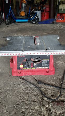 BT25500M tradesman table saw 10 in.