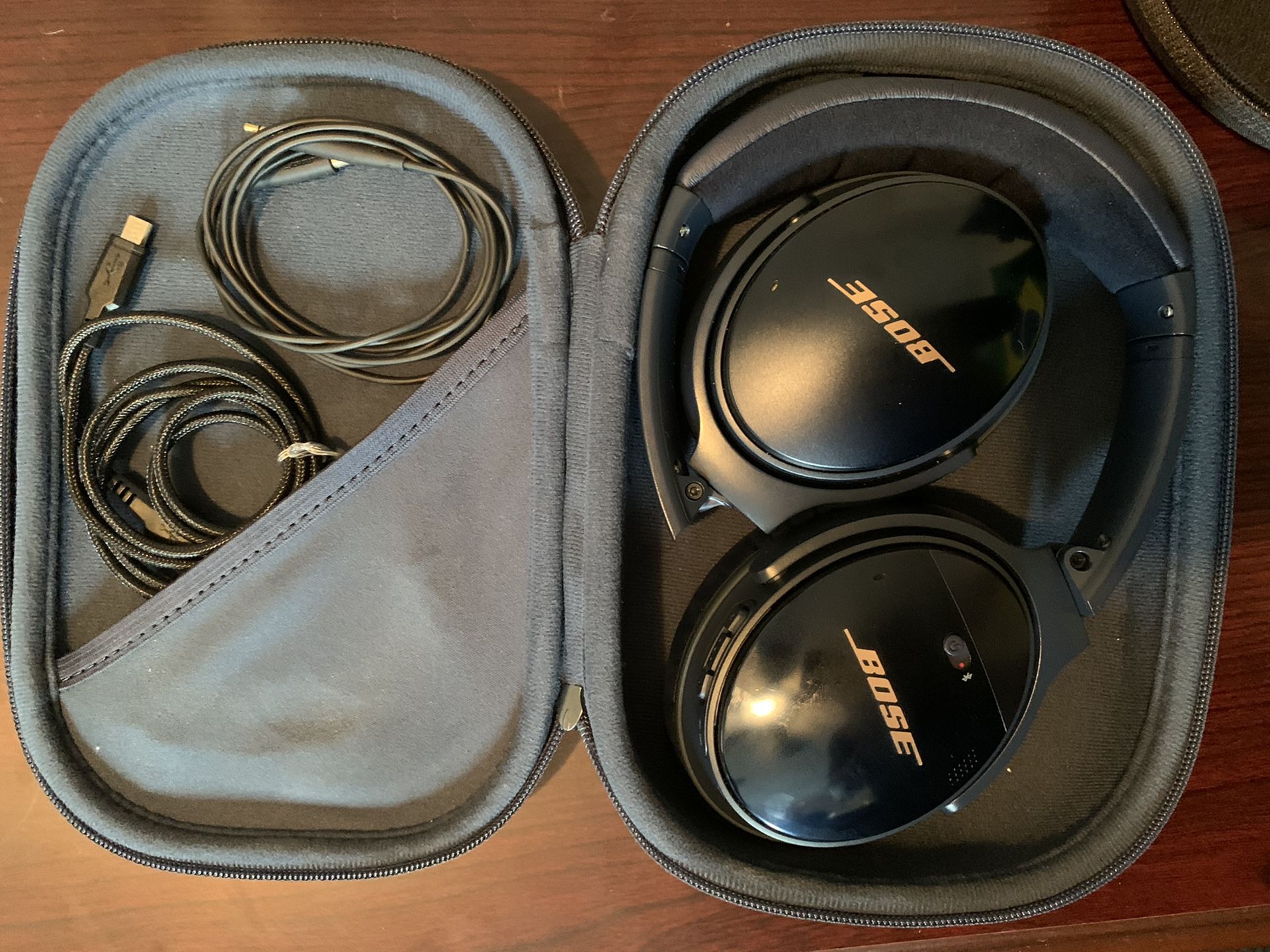 Bose QC-35 Quiet Comfort Limited Edition Headphones