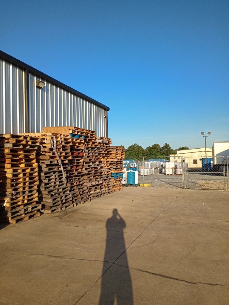 Free Pallets